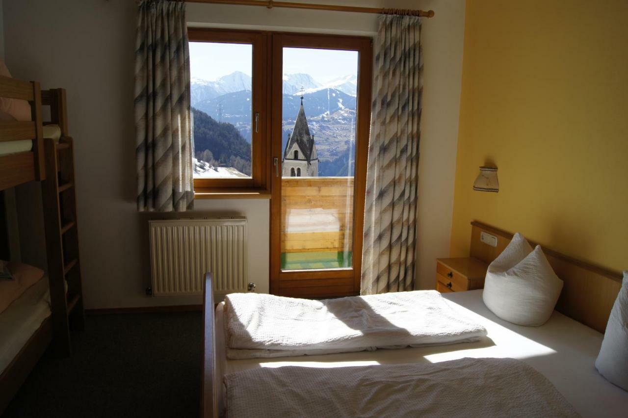 Hotel Alpenrose Fendels Bagian luar foto
