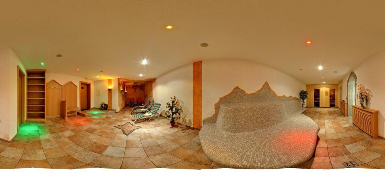 Hotel Alpenrose Fendels Bagian luar foto